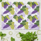 Keukenkeuken met een betegeld fruitpatroon voor dr theedoek (Gevouwen)