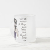 Keukenmessen horen erbij matglas koffiemok (Voorkant links)