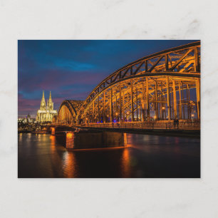 Keulen Duitsland Hohenzollern Bridge 's nachts Briefkaart