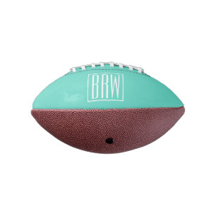 Keurig Modern 3 Initiaal Monogram Wit Op Aqua American Football