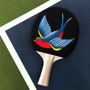 Keurige Blauwe Traditionele Zwaluw Vogeltattoo Sti Tafeltennisbatje