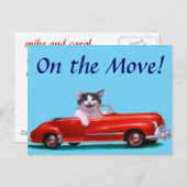 Keuten in een rode converteerbaar aankondigingskaart (Voorkant / Achterkant)