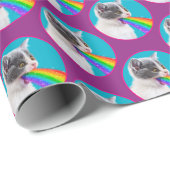 Keuten spuugt regenboog op cadeaupapier (Rol Hoek)