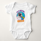 Keuten spuugt regenboog op romper (Voorkant)