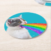 Keuten spuugt regenboog op ronde kartonnen onderzetter (Gebogen)