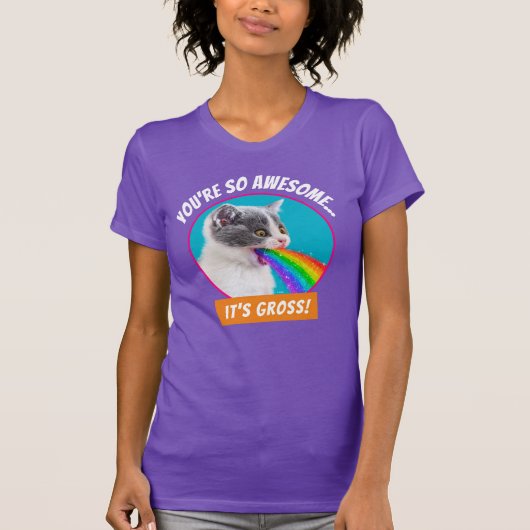 Keuten spuugt regenboog op t-shirt (Voorkant)