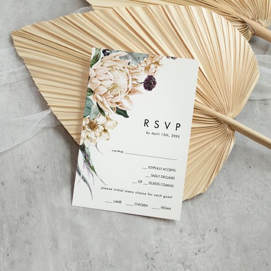 Keuze uit het menu White Floral RSVP-kaart