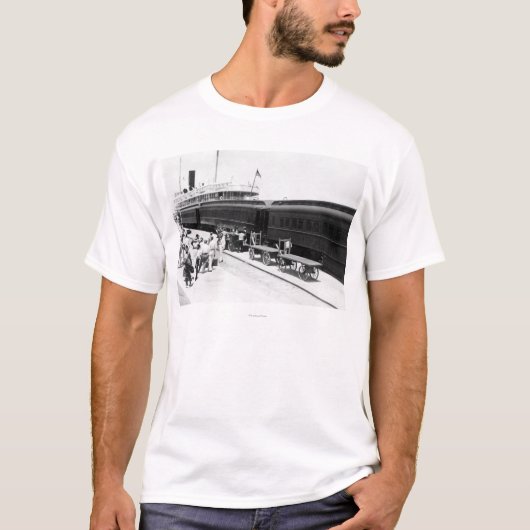 Key West Railroad Station laadschip vanuit Cuba T-shirt (Voorkant)