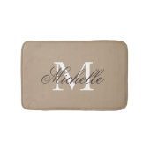 Khaki beige badmat met elegante naam monogram (Voorkant)