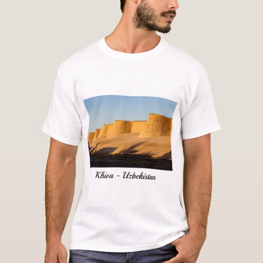 Khiva City Wall - Oezbekistan, Centraal-Azië T-shirt (Voorkant)