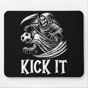 Kick It Grim Reaper Speelt Voetbal T Shirt Muismat