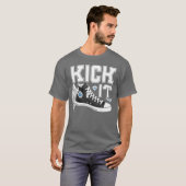 Kick it Sneaker Class Typography T-Shirt (Voorkant volledig)
