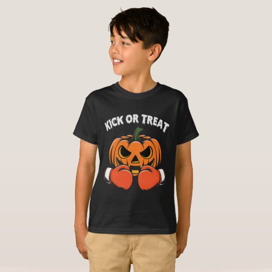 Kick or Treat Halloween Boxing Funny Pumpkin Glove T-shirt (Voorkant volledig)