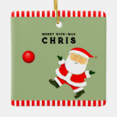 Kickball Player Holiday Cadeft Keramisch Ornament (Voorkant)