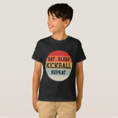 Kickball Speler Retro Grappig Gift T-shirt (Voorkant volledig)