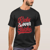 Kicks Over Chicks Schoenenverzamelaar Sneakerhead  T-shirt (Voorkant)