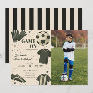 Kids Soccer Themed Birthday Photo Invitation Kaart