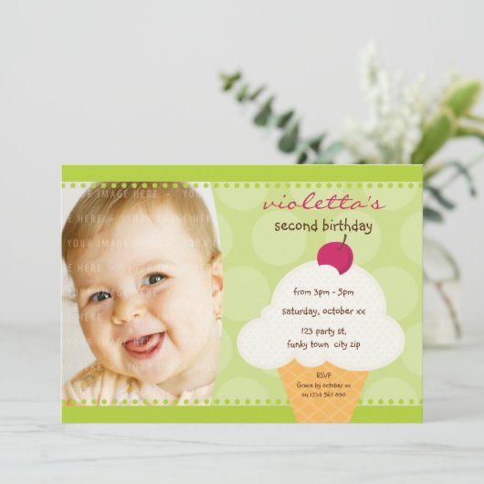 KIDS VERJAARDAGSFEESTJE UITNODIGEN schattige ijsje Kaart (Staand voorkant)