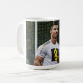 KIDS WK 2026 Cadeau Koffiemok (Voorkant links)
