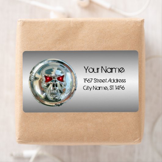 KIEMSKLAAR OP HET STAAL ETIKET (Insitu)