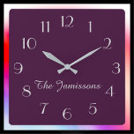 KIES UW KLEUR, Minimale Paarse standaard Vierkante Klok<br><div class="desc">KIES UW EIGEN ACHTERGRONDKLEUR OM deze gepersonaliseerde klok te versieren. Standaard is paars. U kunt de tekst en achtergrondkleur eenvoudig wijzigen - of mijn gesofisticeerde, minimalistische aubergine- en grijze design behouden. Wat een geweldig cadeau voor een verloving, bruiloft, vrijgezellenfeest of nieuw huis. Alle rechten voorbehouden © 2014 Alan & Marcia...</div>