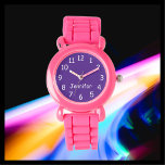 KIES UW KLEUREN, Naam, Kinder Roze Paarse Pols Horloge<br><div class="desc">Dit leuke kinder polshorloge met een roze siliconenband kan naar wens worden aangepast. U kunt UW EIGEN KLEUR KIEZEN om de paarse achtergrond op het horlogegezicht te vervangen en u kunt de tekst laten zeggen wat u wilt. Of houd mijn paarse en witte ontwerp. Alle rechten voorbehouden © 2023 Alan...</div>