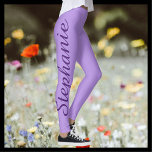 KIES UW Leggings voor aangepaste kleuren met naam<br><div class="desc">KIES JOUW KLEUR custom yoga leggings! Bedrukt van rand tot rand, met jouw naam in groot donker paarse schrift omhoog één poot! De steekproef is bleke paarse maar u kunt gemakkelijk aan kleur van uw keus aanpassen. Ook gemakkelijk om voorbeeldtekst te wijzigen of te verwijderen. Alle rechten voorbehouden © 2016...</div>