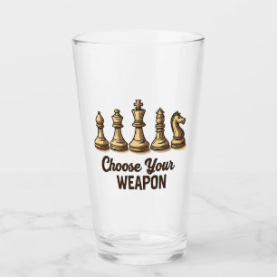 Kies uw wapen grappige schaakstukken speler glas
