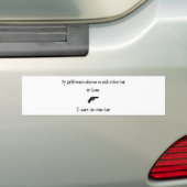 Kies vriendin of geweren bumpersticker (Op auto)