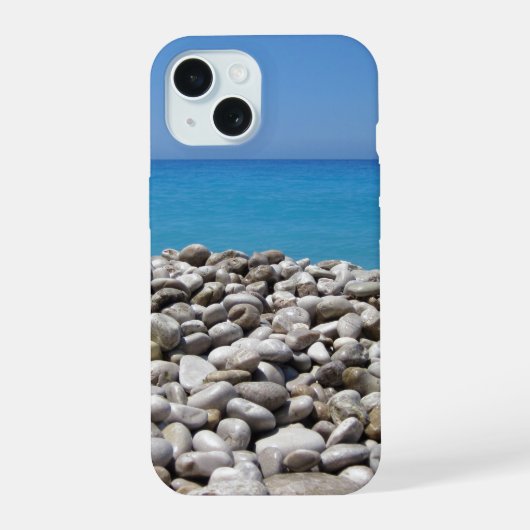 Kiezels en Zee iPhone 15 Case (Achterkant)