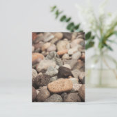 Kiezels op het strand briefkaart (Staand voorkant)