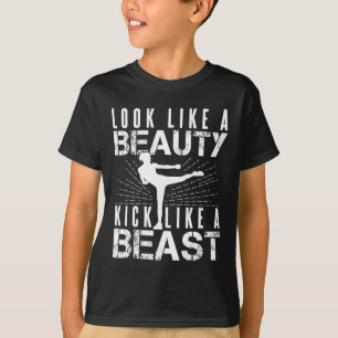 Kijk als een mooie meid als Beast Kickboxer Athlet T-shirt