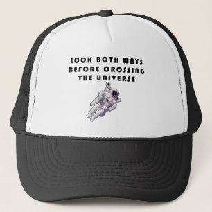 Kijk Beide Kanten Op Voordat Je Het Universum Over Trucker Pet