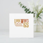 Kijk eens aan wiens 65-jarige grappige 65e verjaar kaart (Staand voorkant)