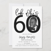 Kijk eens wie 60 is | Foto 60e verjaardag uitnodig Kaart (Voorkant)