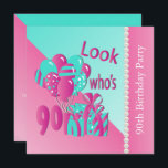 Kijk eens wie 90 roze en Turquoise 90th Birthday i Kaart<br><div class="desc">Kijk eens wie er 90 is in de sjablonen van de 90ste verjaardag van de geboorte in Roze en Turquoise. Een modern ontwerp dat klaar is om aan uw partij of gebeurtenis aan te passen. Pas de voor- en achterzijde aan met de gebeurtenisdetails, de lettertypestijl en de tekenkleur. 100% ....</div>
