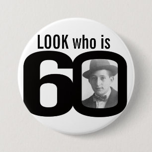 Kijk eens wie er 60 foto's zwart-wit is op de knop ronde button 7,6 cm