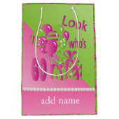 Kijk eens wie er 60 in roze is - 60ste verjaardag medium cadeauzakje (Voorkant)