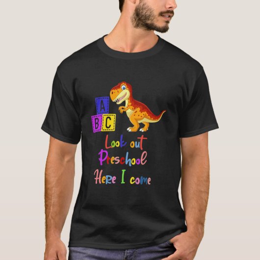 Kijk hier naar de kleerschool. Ik kom Dinosaur met T-shirt (Voorkant)