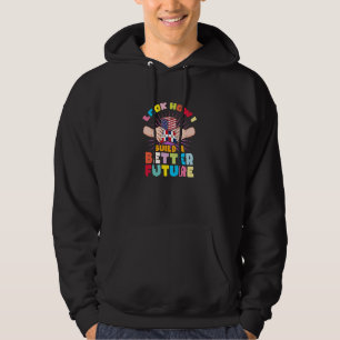 Kijk hoe ik een betere toekomst voor mijn Dominica Hoodie