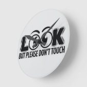 Kijk, maar raak niet aan ronde klok (Hoek)