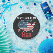 Kijk me niet aan, ik heb op Her Kamala Harris gest Papieren Bordje (Feest)