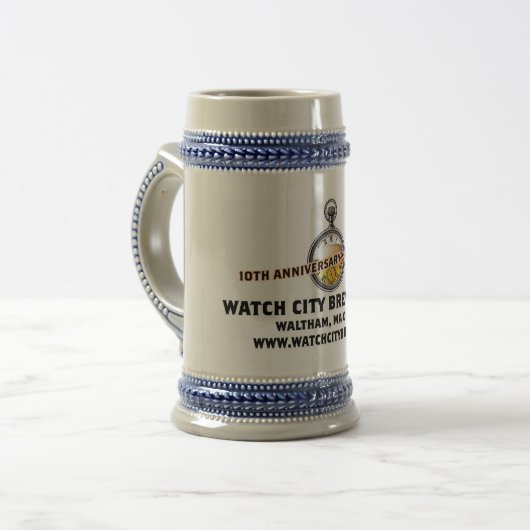 Kijk naar de 10de Jubileum Mok van Beer! (Voorkant links)