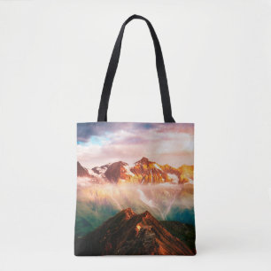 Kijk naar de zonlichtheuvels naar schemering. Dram Tote Bag