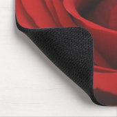 Kijk naar een Rich Red Rose Mousepad van Velvet Muismat (Hoek)