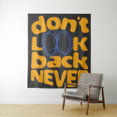 Kijk nooit terug wandkleed (In situ)
