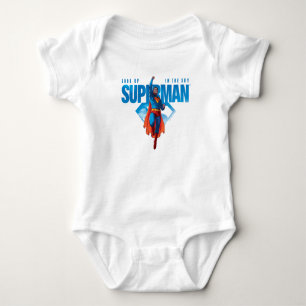 Kijk omhoog, het is Superman Romper