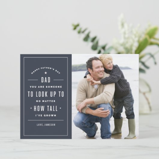 Kijk omhoog naar Vaderdag Kaart (Staand voorkant)