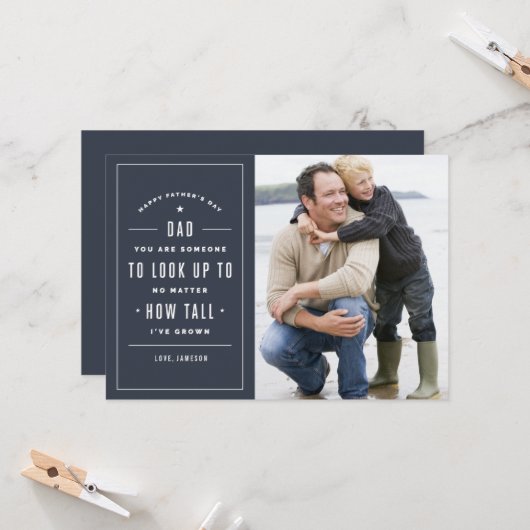 Kijk omhoog naar Vaderdag Kaart (Voorkant / Achterkant in situ)