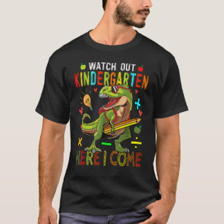 Kijk uit naar Kindergarten hier. Ik kom Dinosaurië T-shirt